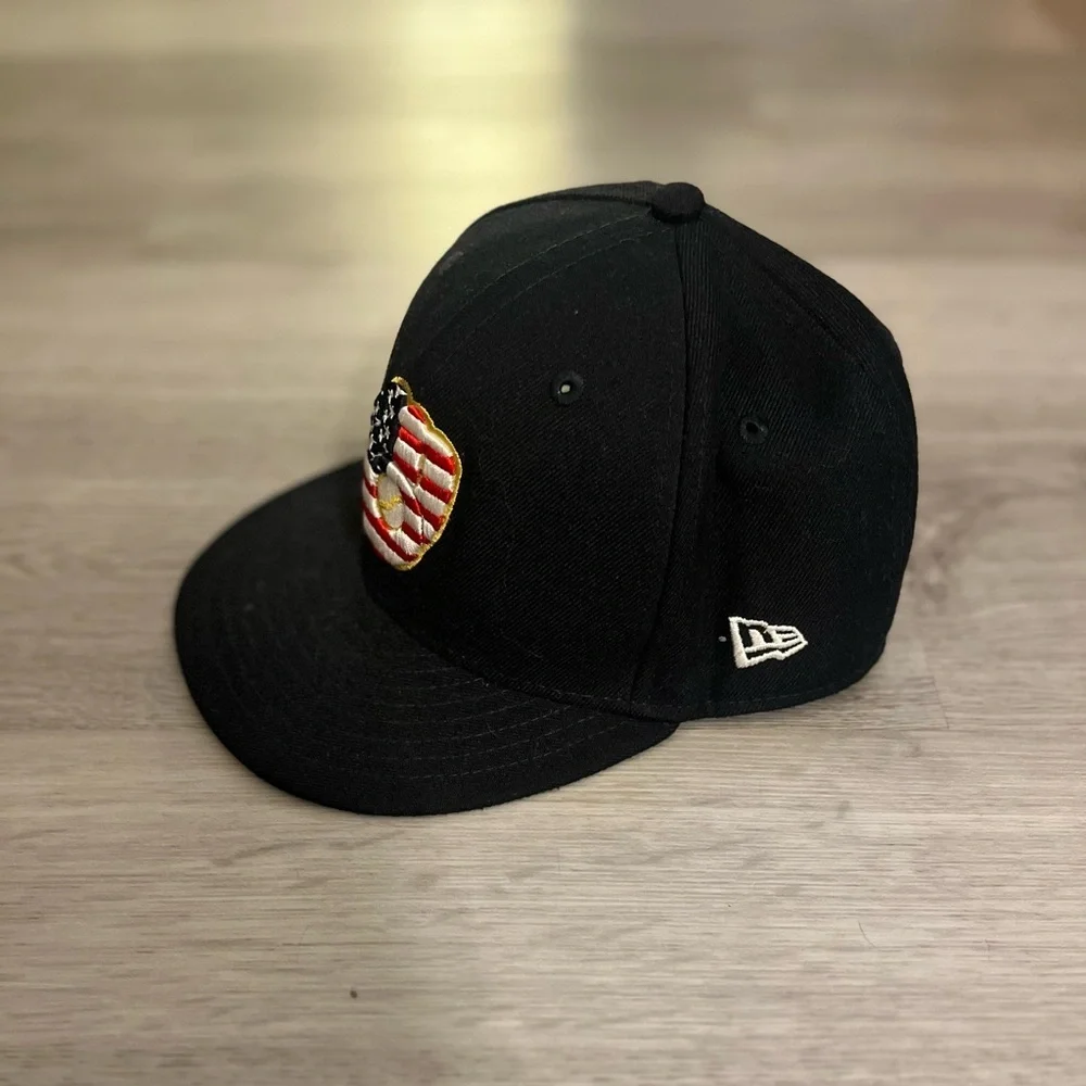 New Era Brewers Hat; American Flag 6 3/4